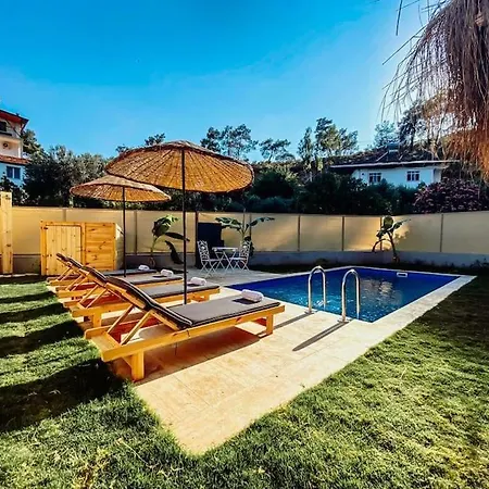 Villa Fethiyede Jakuzili, Ozel Havuzlu 2+1villa Bananas Fethiye
